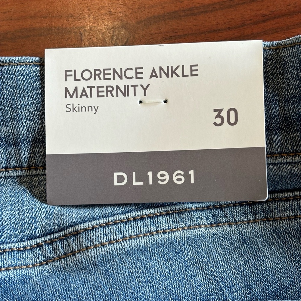 DL1961 Florence Ankle Skinny Maternity Jeans - Picture 8 of 9